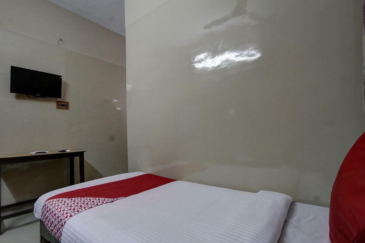Oyo 44419 Syed Park Residency Tirunelveli Room photo